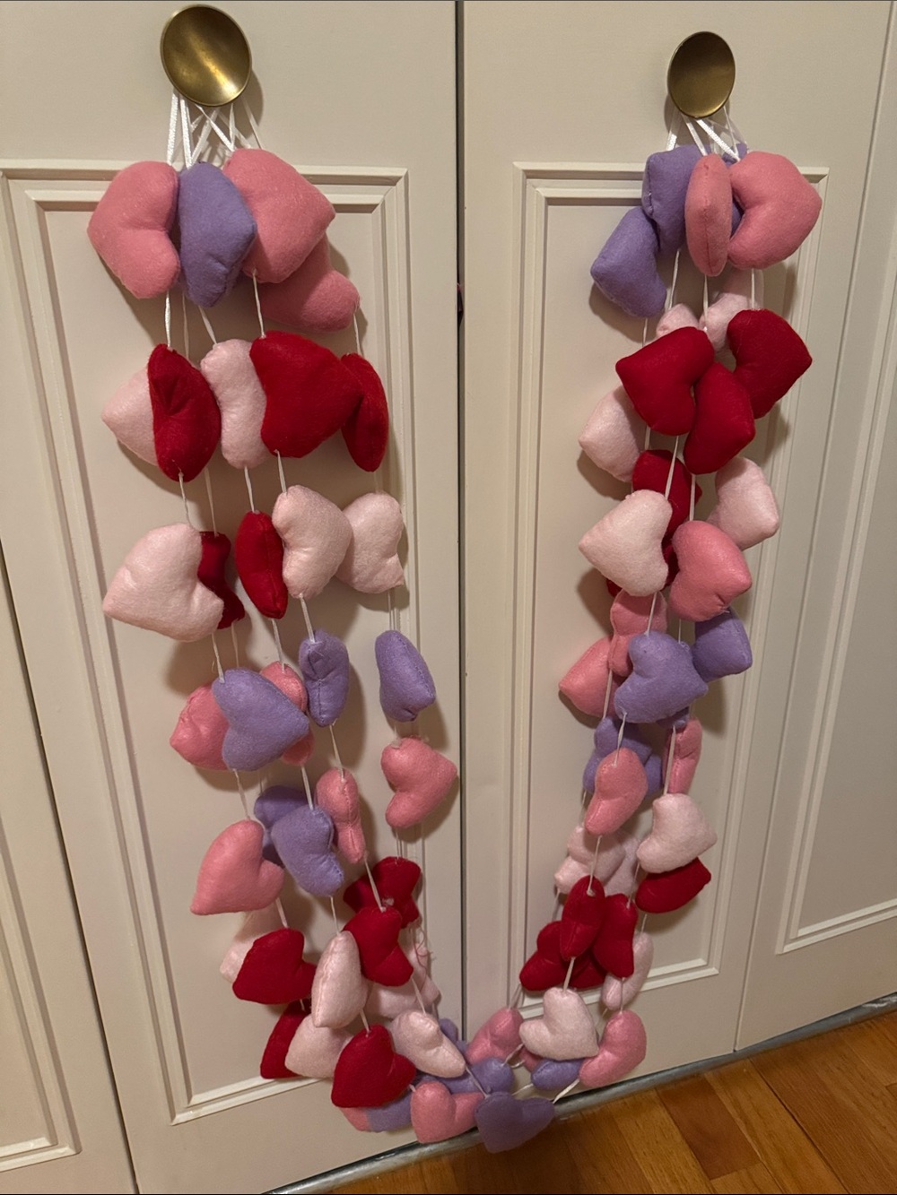 Set of 6 Felt Heart Garland Valentine’s Day Decoration - Picture 2 of 8